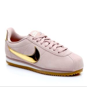 NIKE Classic Cortez SE Diffused Taupe Metallic Gold Sneakers 9 NEW